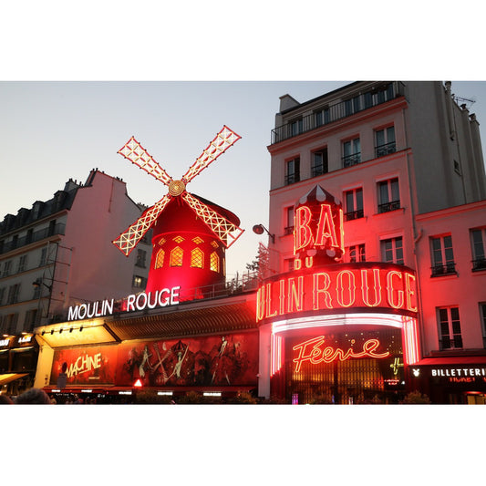 Moulin-rouge-paris-6